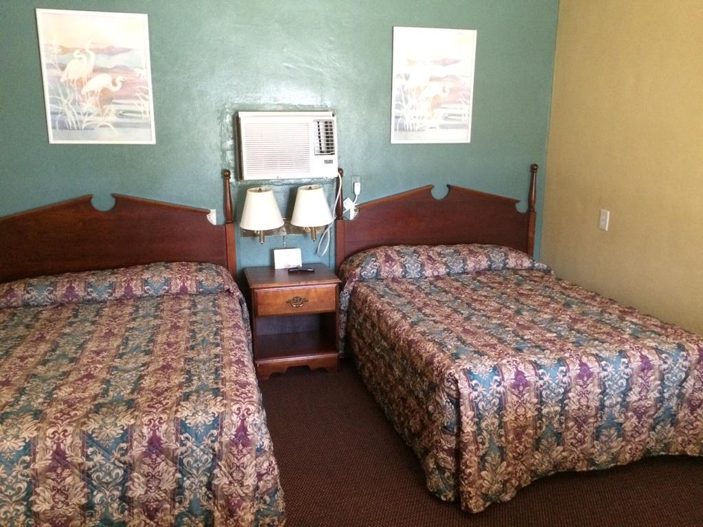 Travelers Inn Okeechobee Exterior foto